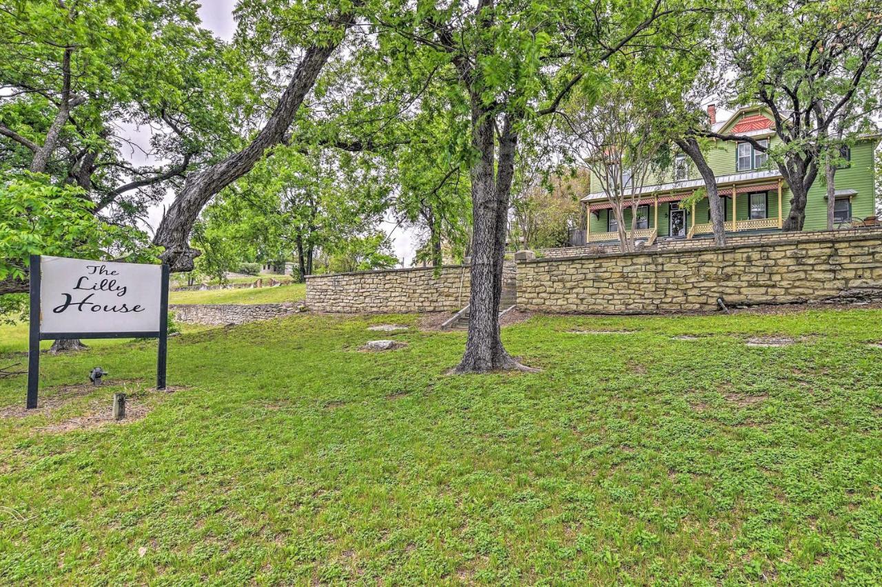 The Lilly House Historic Glen Rose Home With Porch! Dış mekan fotoğraf