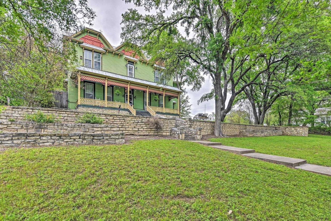 The Lilly House Historic Glen Rose Home With Porch! Dış mekan fotoğraf